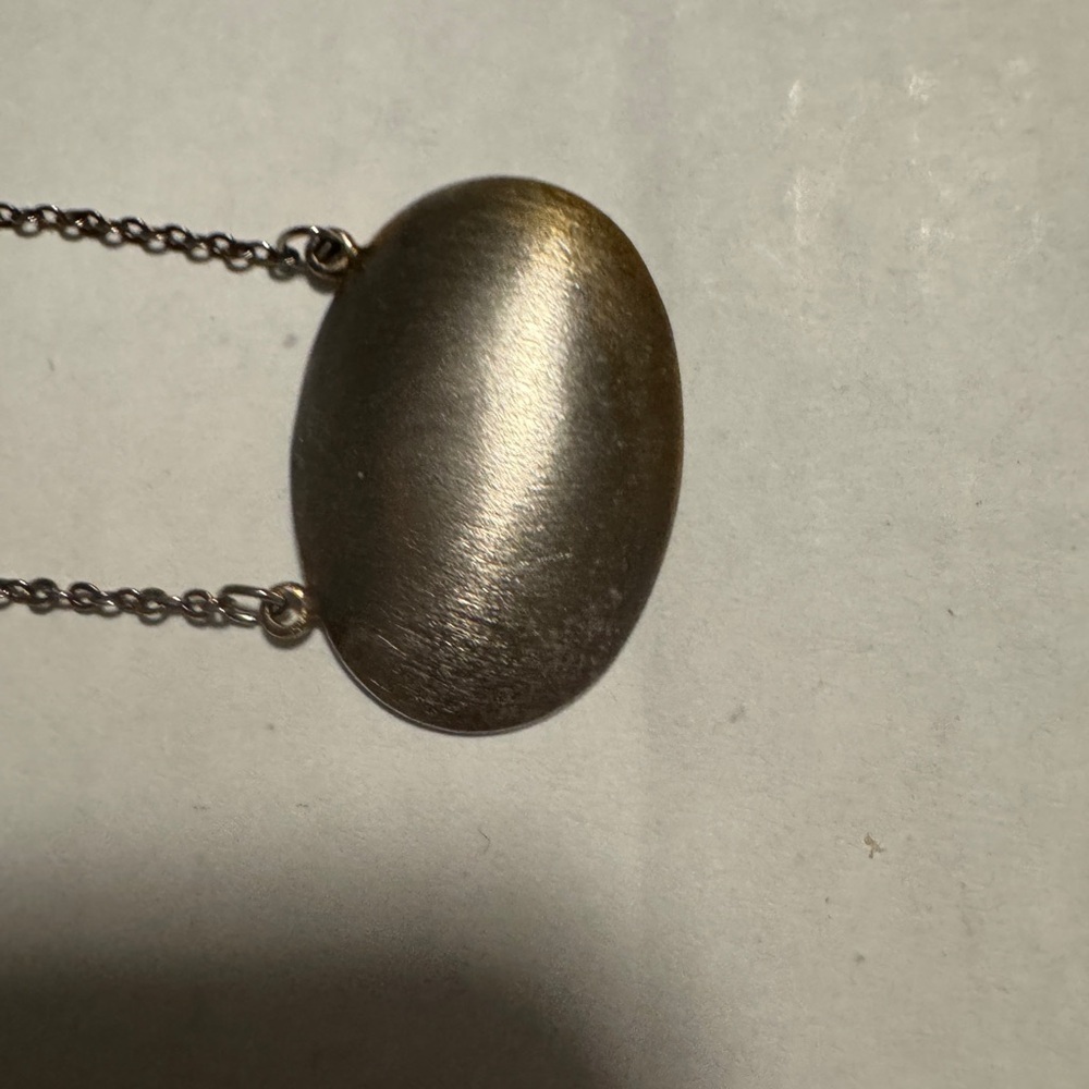 Elegant brushed gold Pendant Necklace